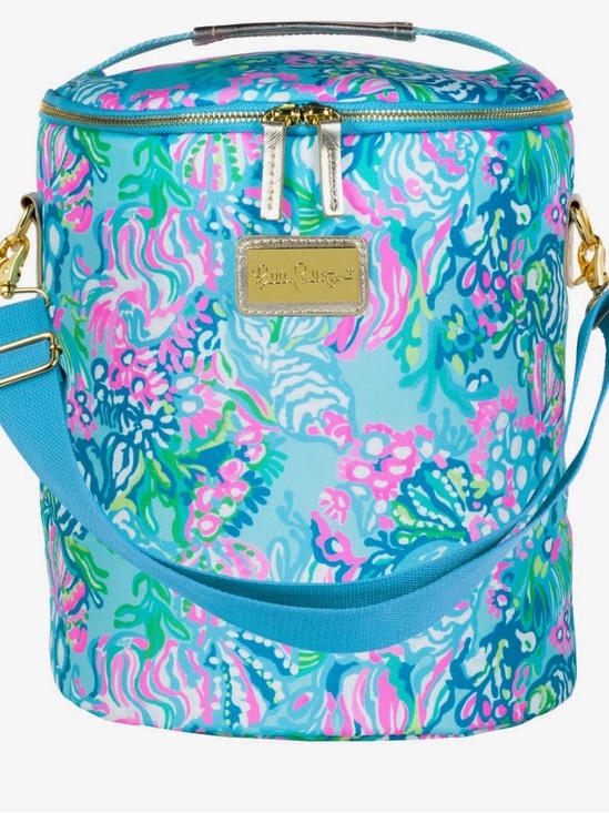 Lilly Pulitzer Handbags - Lilly Pulitzer Beach Cooler Aqua Vista New with tags